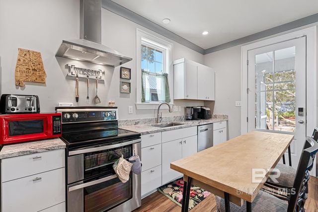 30794 Pine Street, Perdido Beach, AL 36530