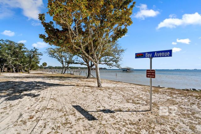 30794 Pine Street, Perdido Beach, AL 36530