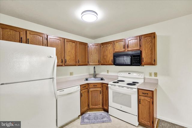603 MAPLEWOOD AVE, Mohnton, PA 19540