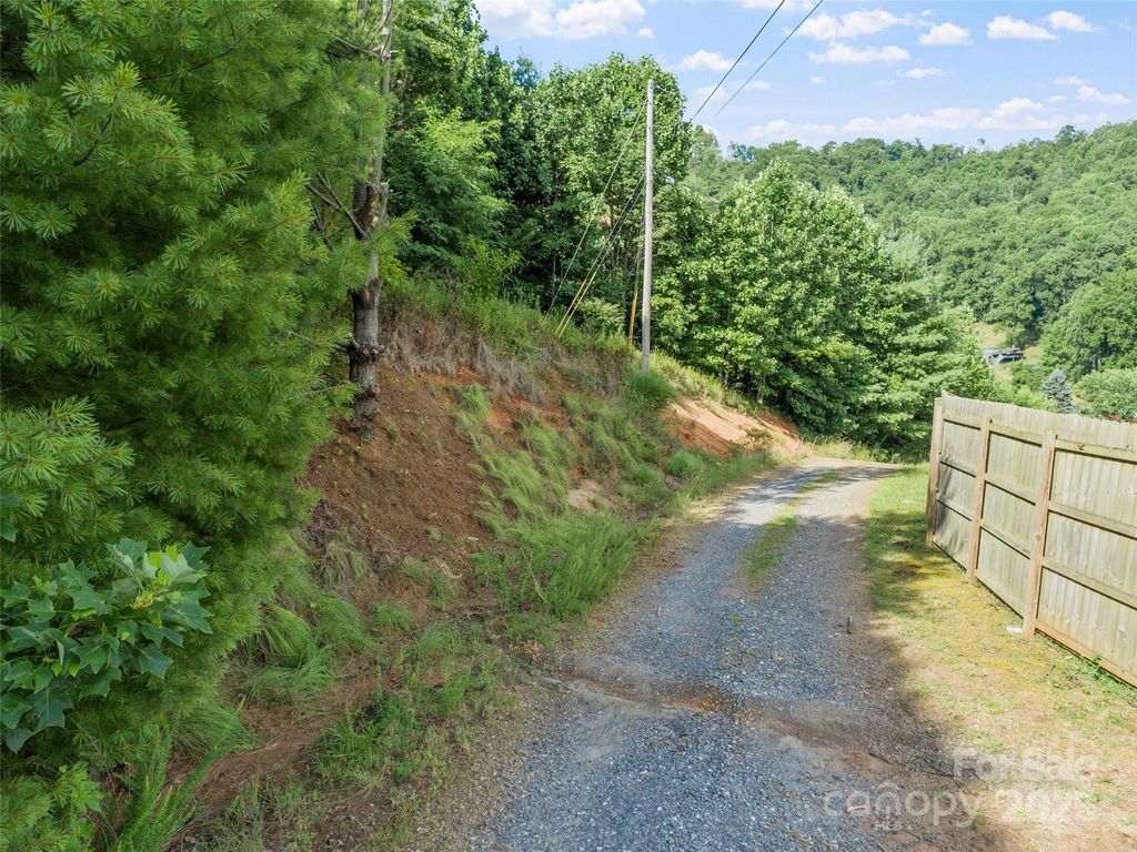 0 Majestic Mountain Drive, Burnsville, NC 28714