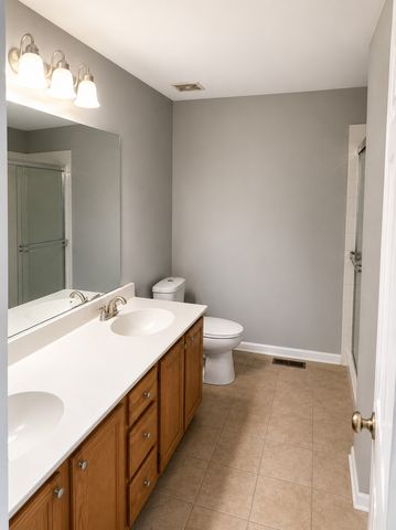 2303 Hudson Circle, Aurora, IL 60502