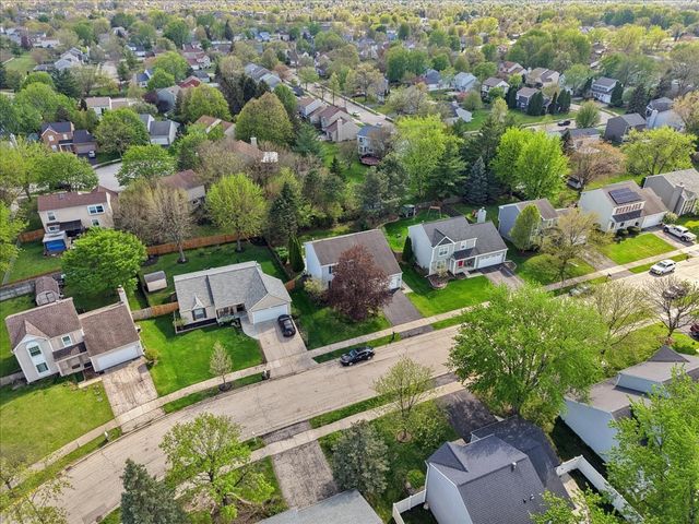 2655 Lindrick Lane, Aurora, IL 60504