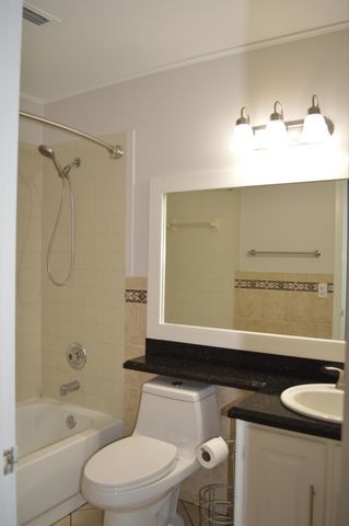 301 SABAL RIDGE Circle F, Palm Beach Gardens, FL 33418