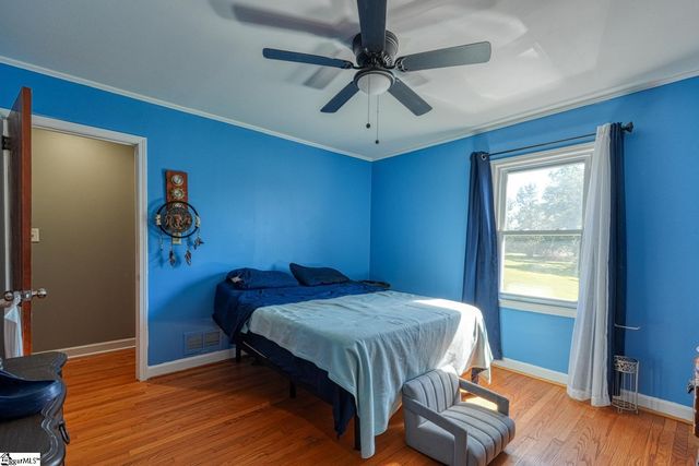 135 Skyview Drive, Spartanburg, SC 29303