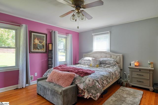 135 Skyview Drive, Spartanburg, SC 29303