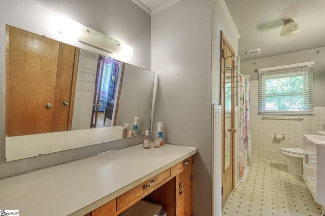 135 Skyview Drive, Spartanburg, SC 29303