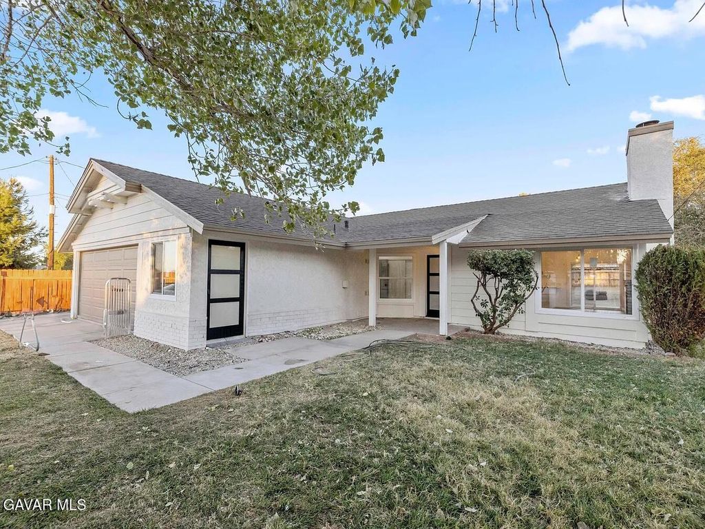 35826 E 89th Street, Littlerock, CA 93543