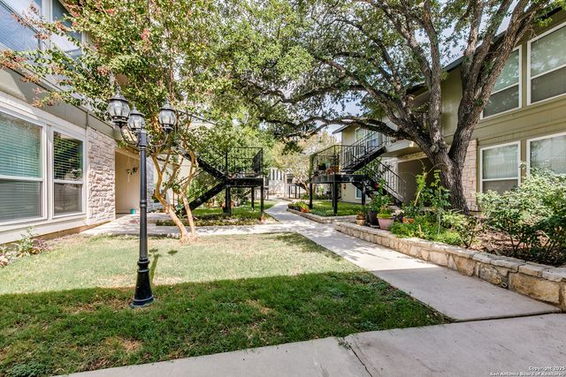 100 Lorenz # 1004, San Antonio, TX 78247