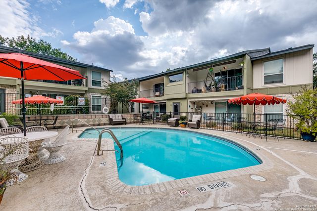 100 Lorenz # 1004, San Antonio, TX 78247