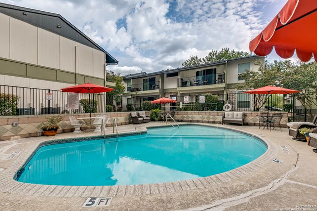 100 Lorenz # 1004, San Antonio, TX 78247