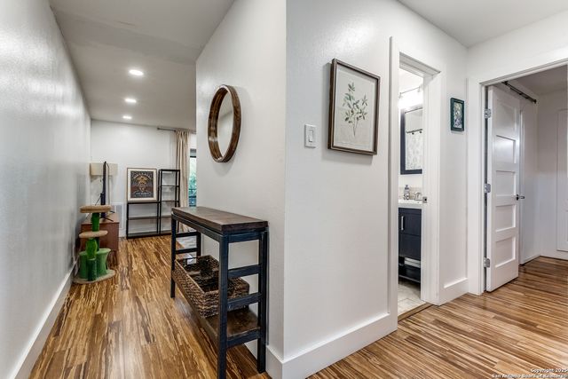 100 Lorenz # 1004, San Antonio, TX 78247