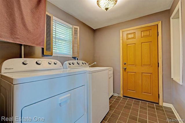 1140 Seneca Road, Lake Orion, MI 48362
