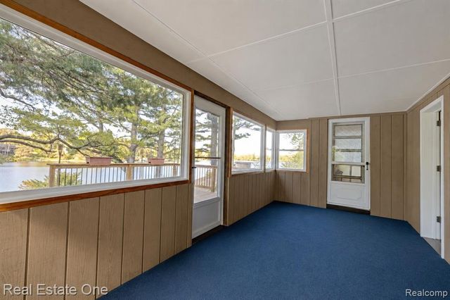 1140 Seneca Road, Lake Orion, MI 48362