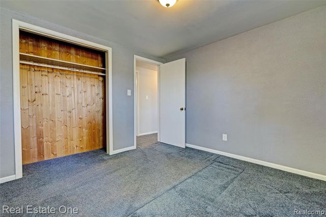 1140 Seneca Road, Lake Orion, MI 48362