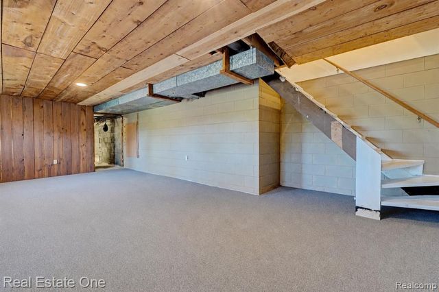 1140 Seneca Road, Lake Orion, MI 48362