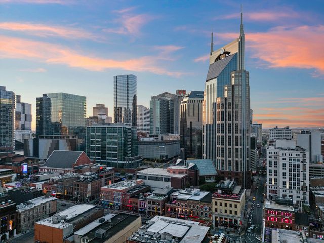 301 Demonbreun St Unit 405, Nashville, TN 37201