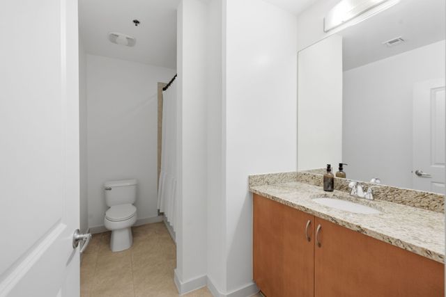 301 Demonbreun St Unit 405, Nashville, TN 37201