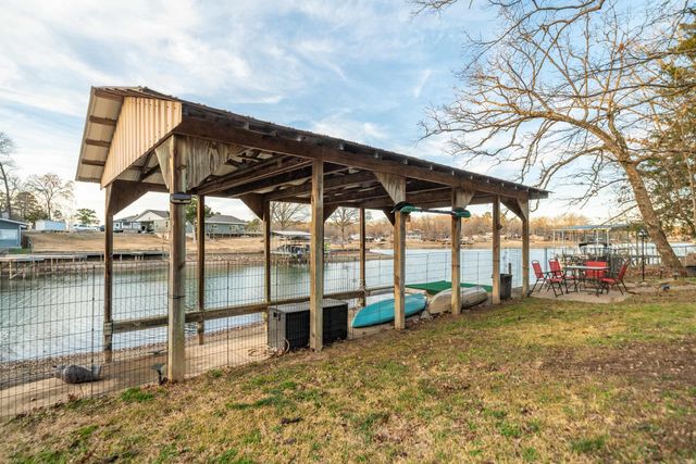 111 Loveless Ln Lane, Royal, AR 71968