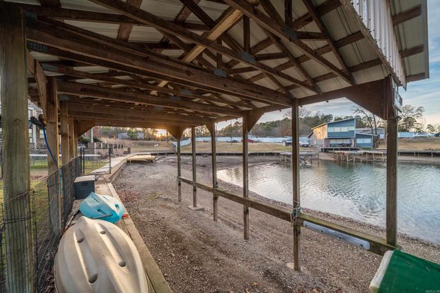 111 Loveless Ln Lane, Royal, AR 71968