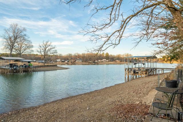 111 Loveless Ln Lane, Royal, AR 71968