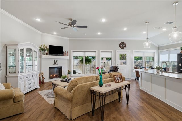10059 Dayspring Drive, Flint, TX 75762