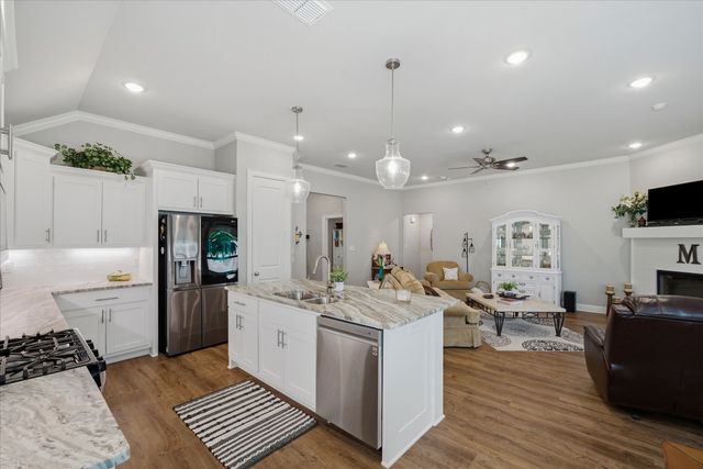 10059 Dayspring Drive, Flint, TX 75762