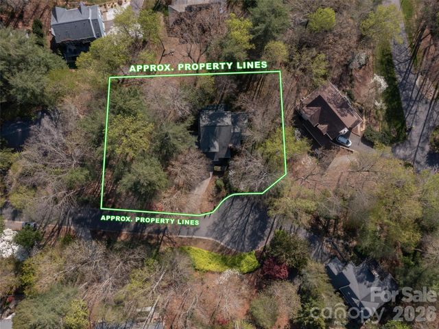 26 Autumn Ridge Lane, Asheville, NC 28803