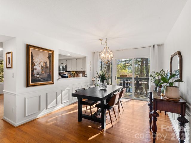 26 Autumn Ridge Lane, Asheville, NC 28803