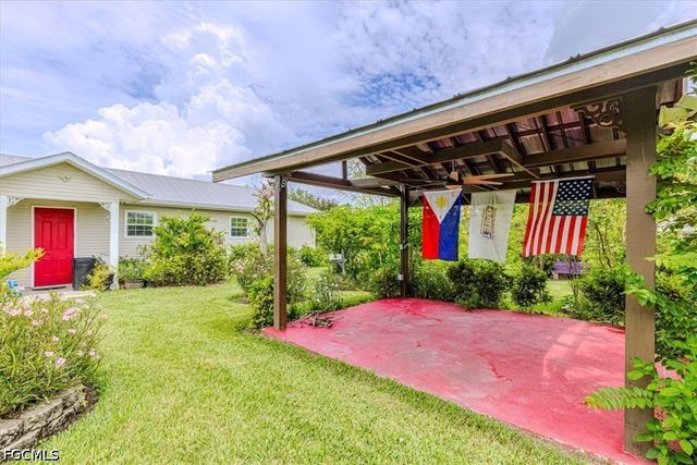 15551 Idalia DR, Alva, FL 33920
