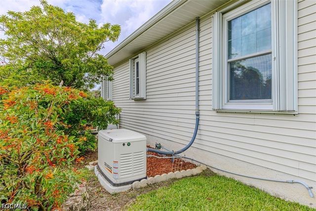 15551 Idalia DR, Alva, FL 33920