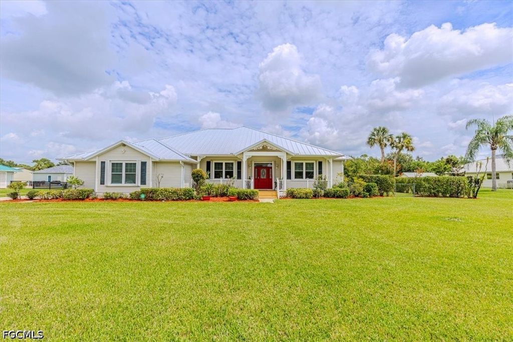 15551 Idalia DR, Alva, FL 33920