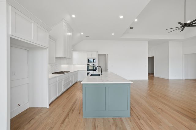 814 Forest Creek Drive, Rockwall, TX 75087