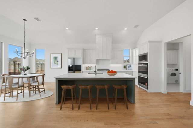 814 Forest Creek Drive, Rockwall, TX 75087