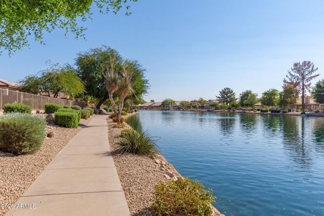 19559 N 107th Drive, Peoria, AZ 85373