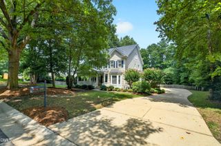 612 Crossway Lane, Holly Springs, NC 27540
