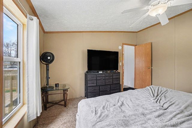 403 E 2nd Street, Lawton, MI 49065