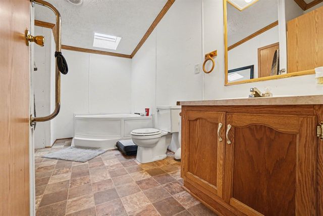 403 E 2nd Street, Lawton, MI 49065