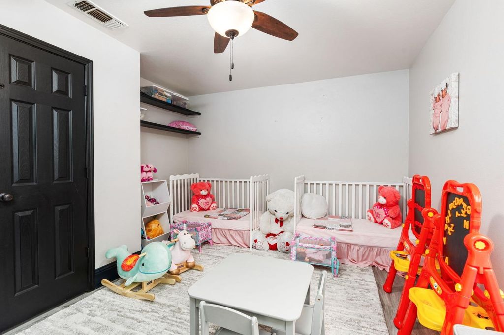 Image 26 of property listing at 36345 Mudge Ranch Road, Coarsegold, CA 93614