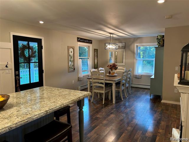 9074 White Road, Linden, MI 48451