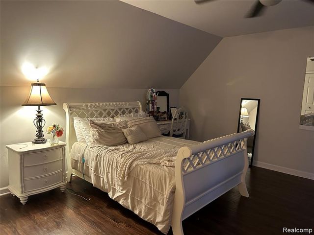 9074 White Road, Linden, MI 48451