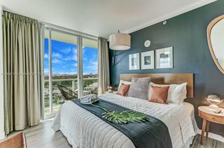 2889 Mcfarlane Rd 1512, Coconut Grove, FL 33133