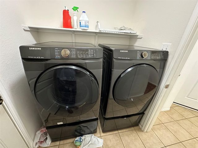 705 Morgan DR, Leander, TX 78641