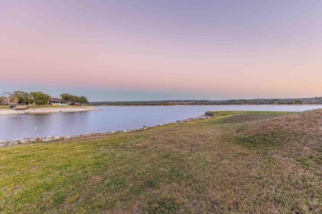 1002 S Rockwood DR, Buchanan Dam, TX 78609