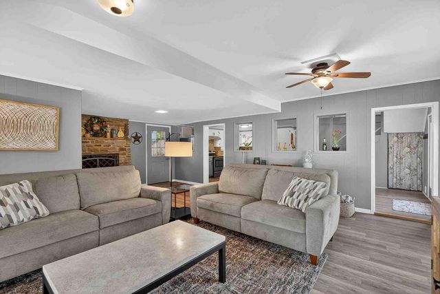 1002 S Rockwood DR, Buchanan Dam, TX 78609