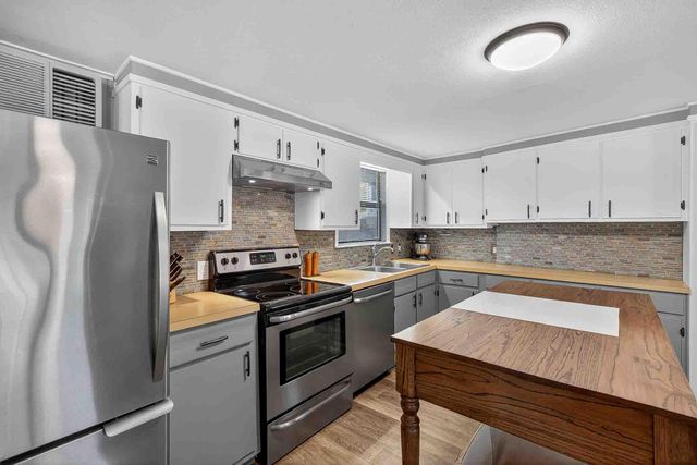 1002 S Rockwood DR, Buchanan Dam, TX 78609