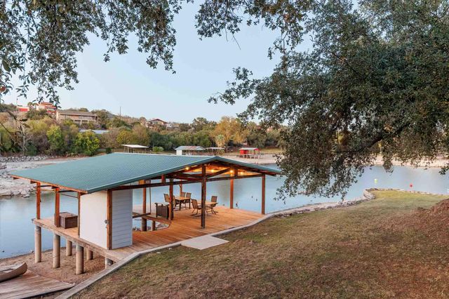 1002 S Rockwood DR, Buchanan Dam, TX 78609