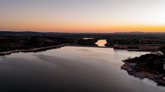 1002 S Rockwood DR, Buchanan Dam, TX 78609