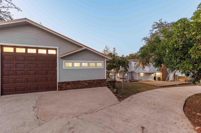 1002 S Rockwood DR, Buchanan Dam, TX 78609