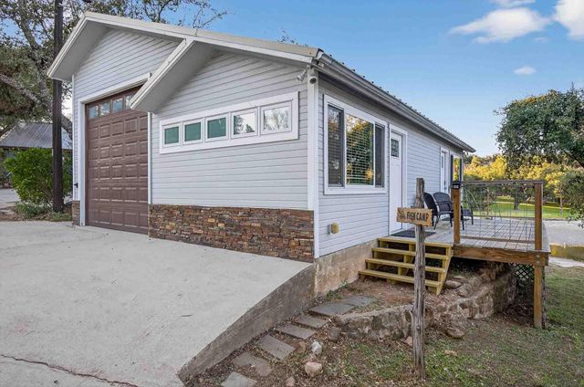 1002 S Rockwood DR, Buchanan Dam, TX 78609