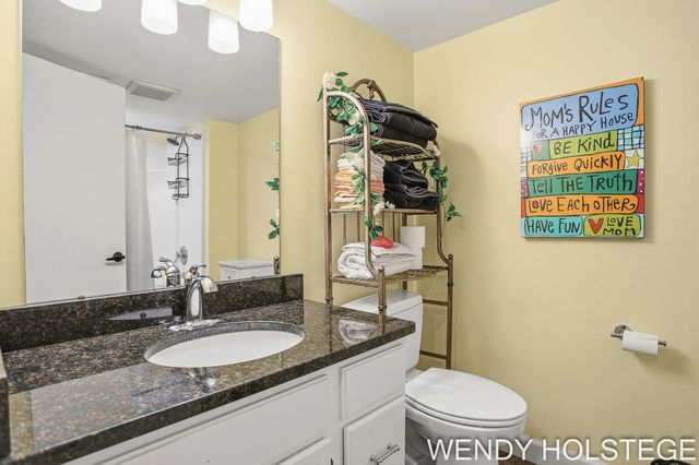 859 Creekridge Drive, Holland, MI 49423